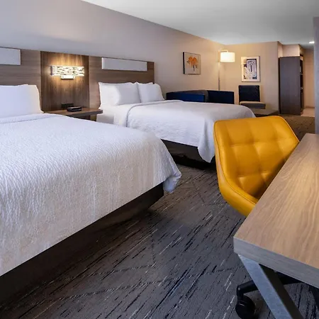 Holiday Inn Express Hotel & Suites Jackson - Flowood By Ihg Exterior photo