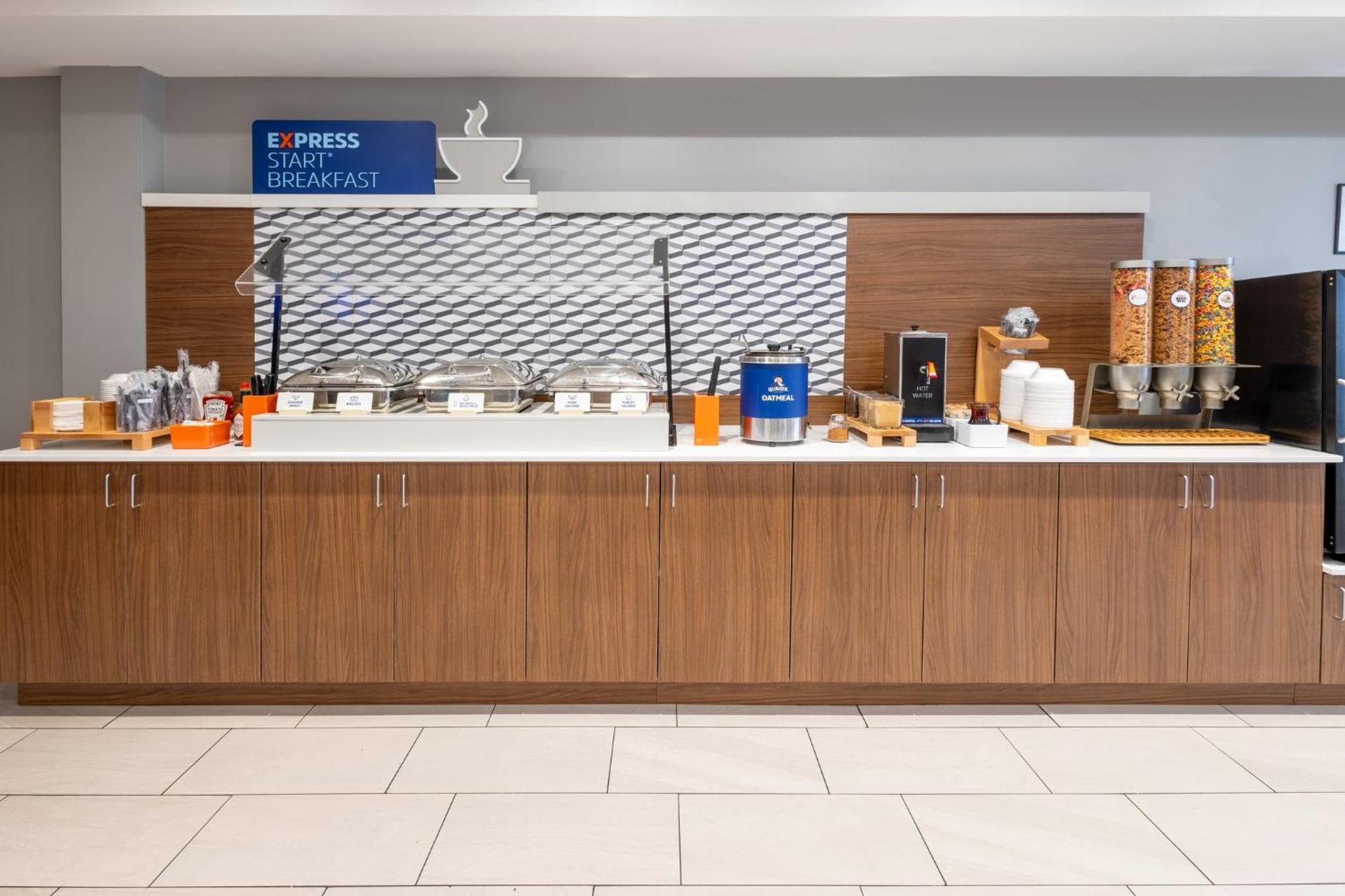 Hotel Express & Jackson - By Ihg 2*