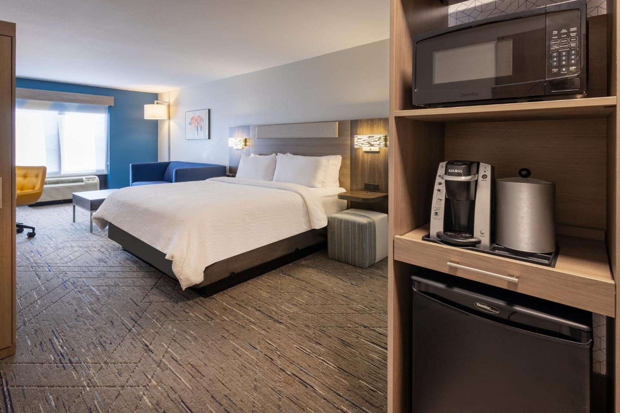 Express & Jackson - By Ihg Hotel 2*