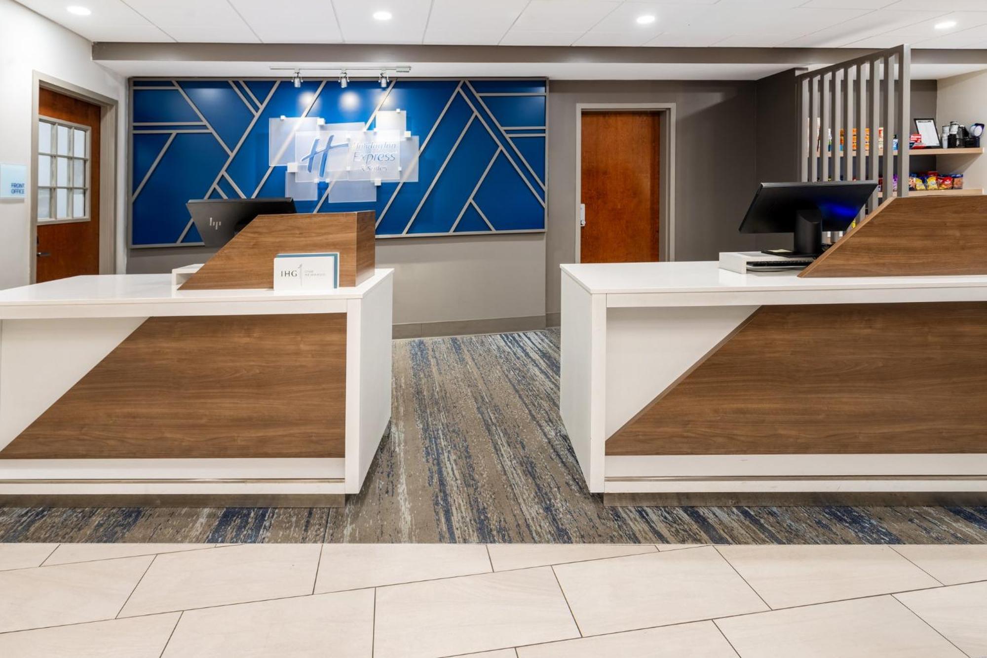Express & Jackson - By Ihg