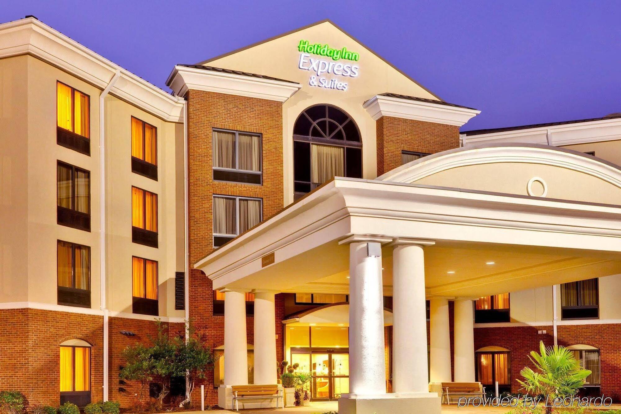 Express & Jackson - By Ihg