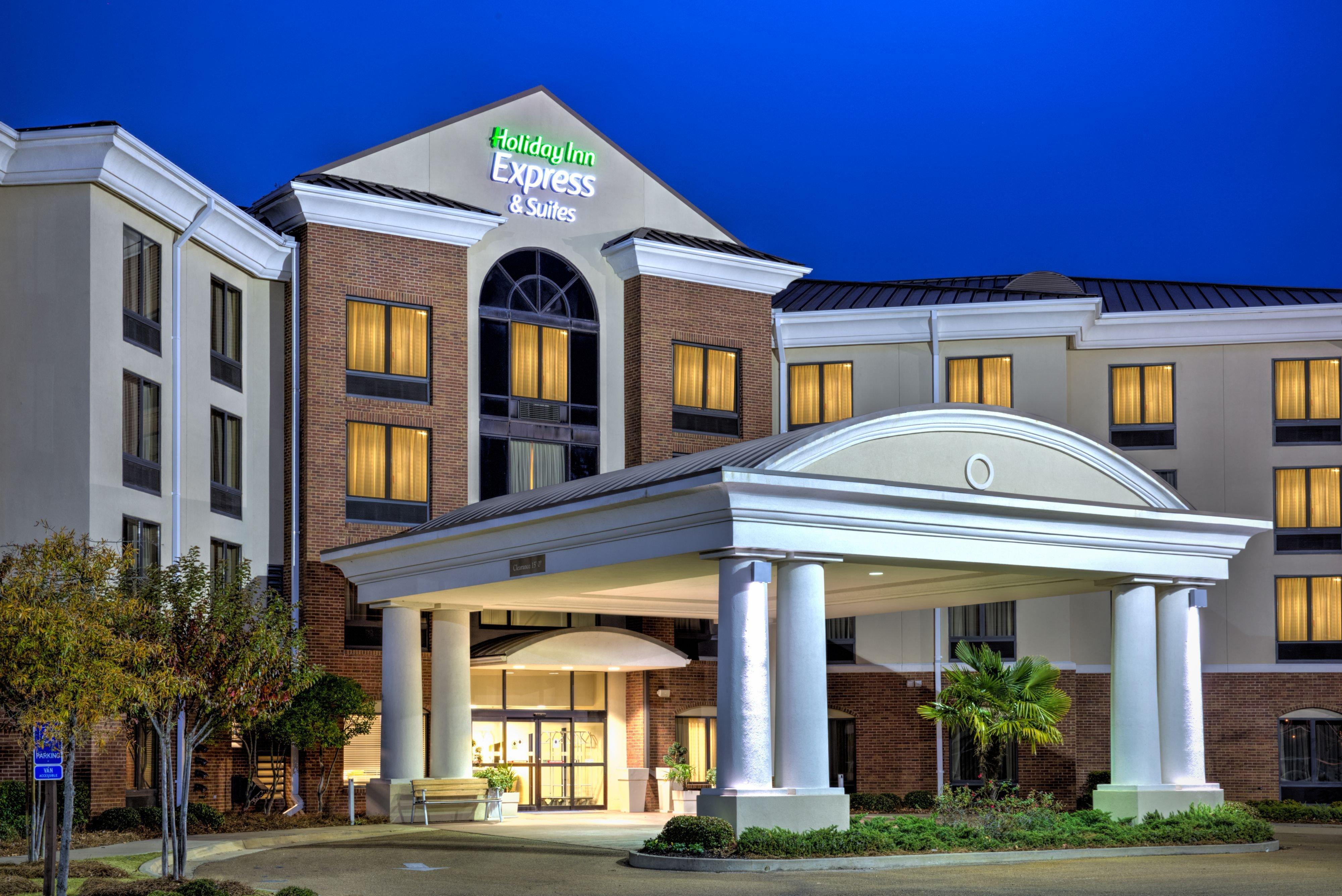 Express & Jackson - By Ihg 2*